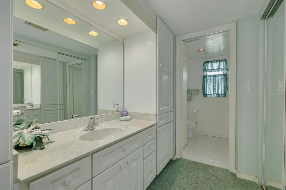 450 TREASURE ISLAND CAUSEWAY #201 Treasure Island, FL 33706