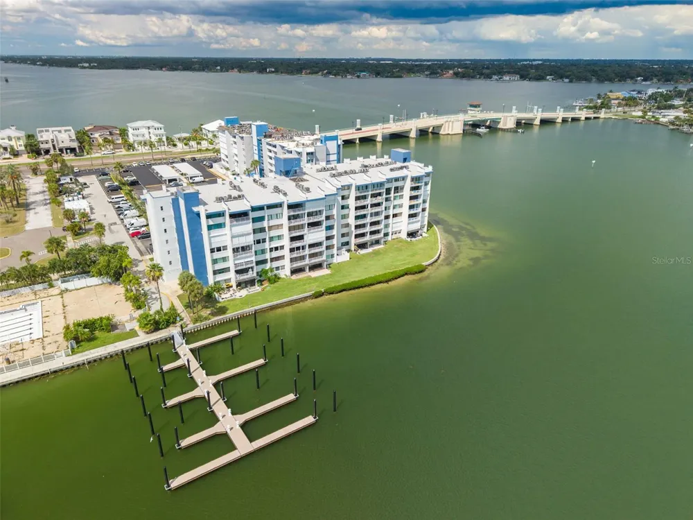 450 TREASURE ISLAND CAUSEWAY #201 Treasure Island, FL 33706