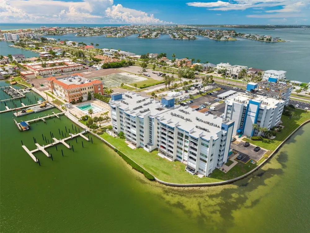 450 TREASURE ISLAND CAUSEWAY #201 Treasure Island, FL 33706