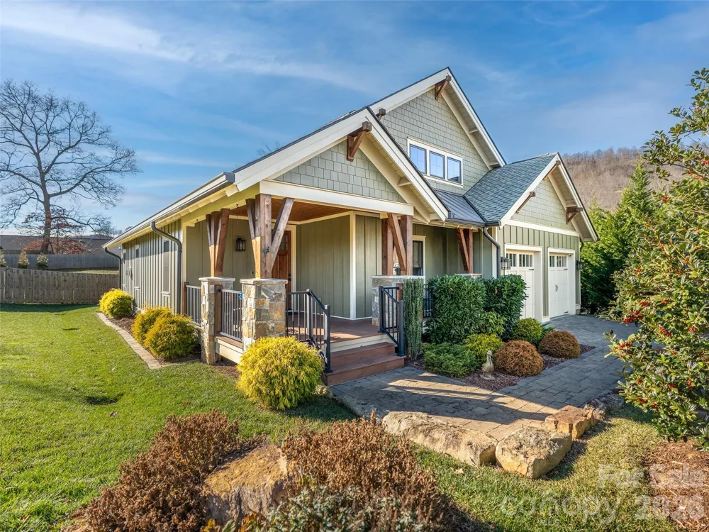 6 Starwood Valley Trail Arden, NC 28704