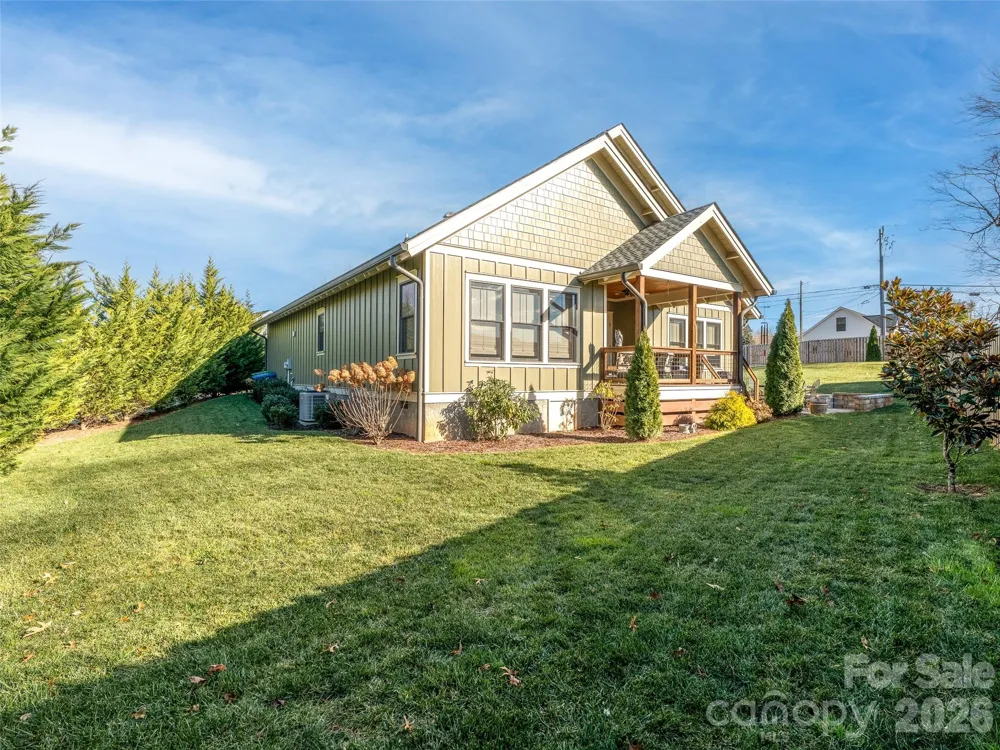 6 Starwood Valley Trail Arden, NC 28704