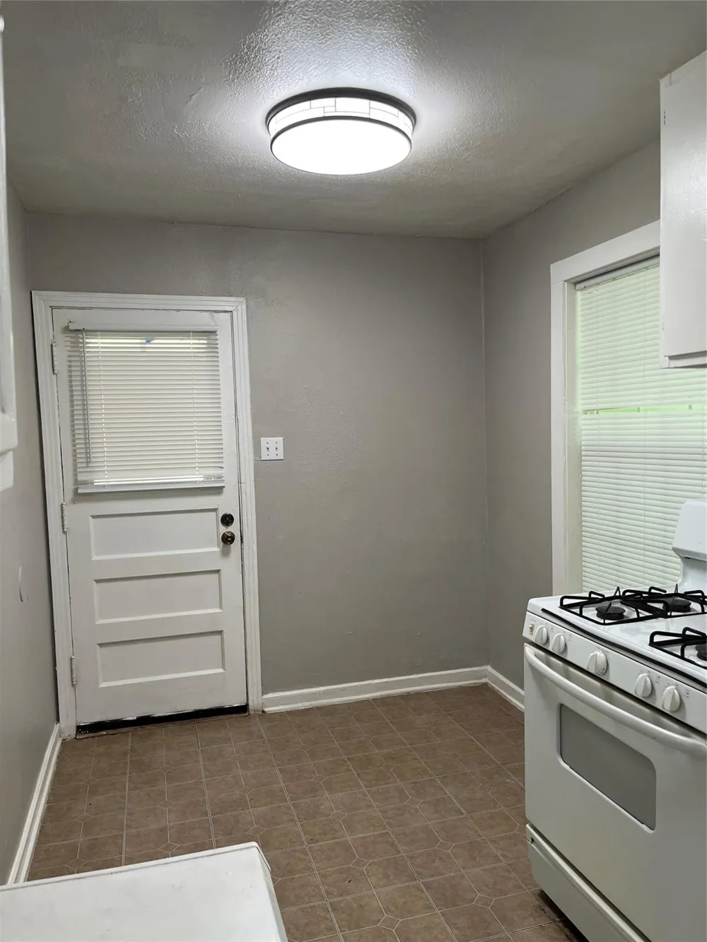 508 Honeysuckle Drive La Marque, TX 77568