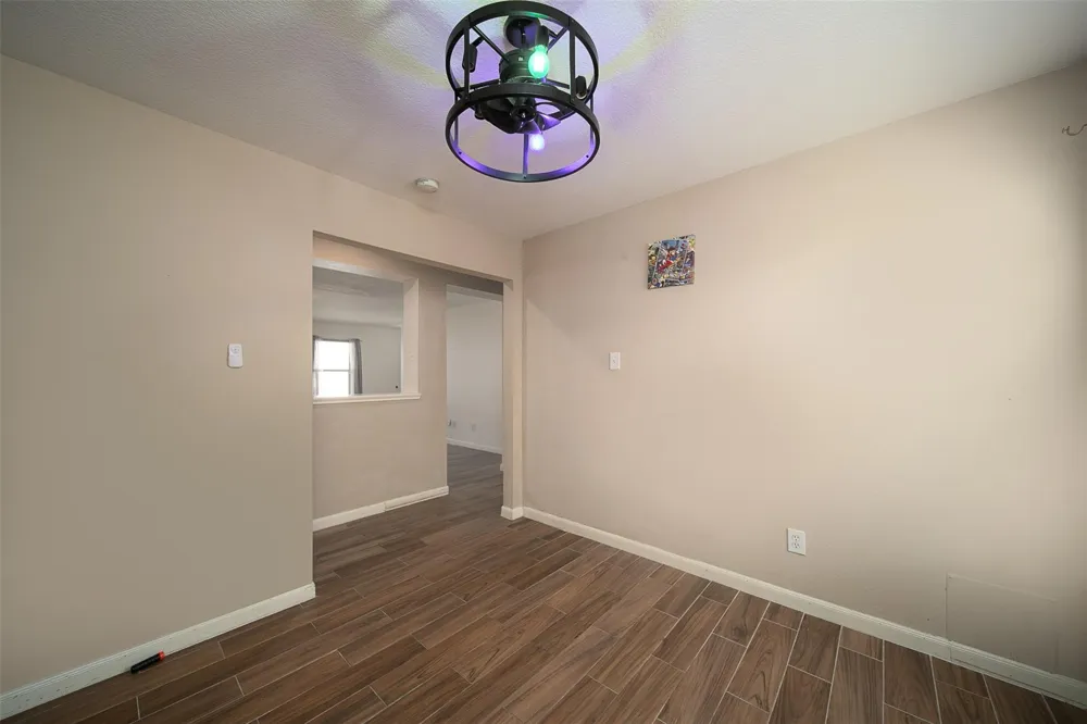 4211 Wayside Stream Lane Houston, TX 77048