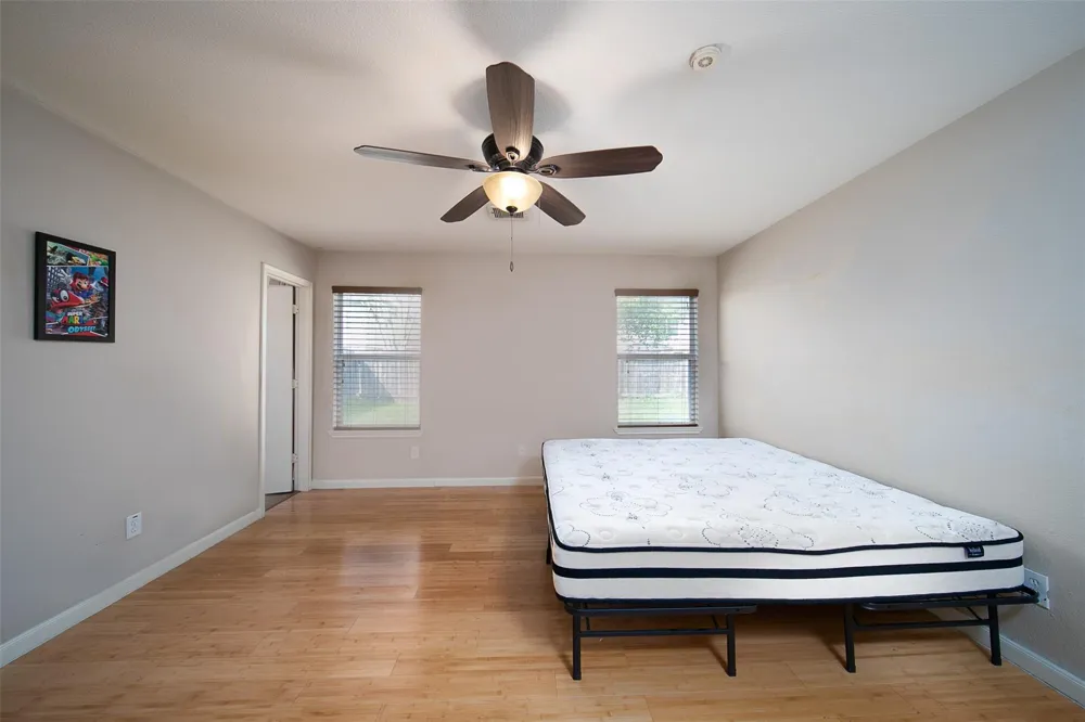 4211 Wayside Stream Lane Houston, TX 77048