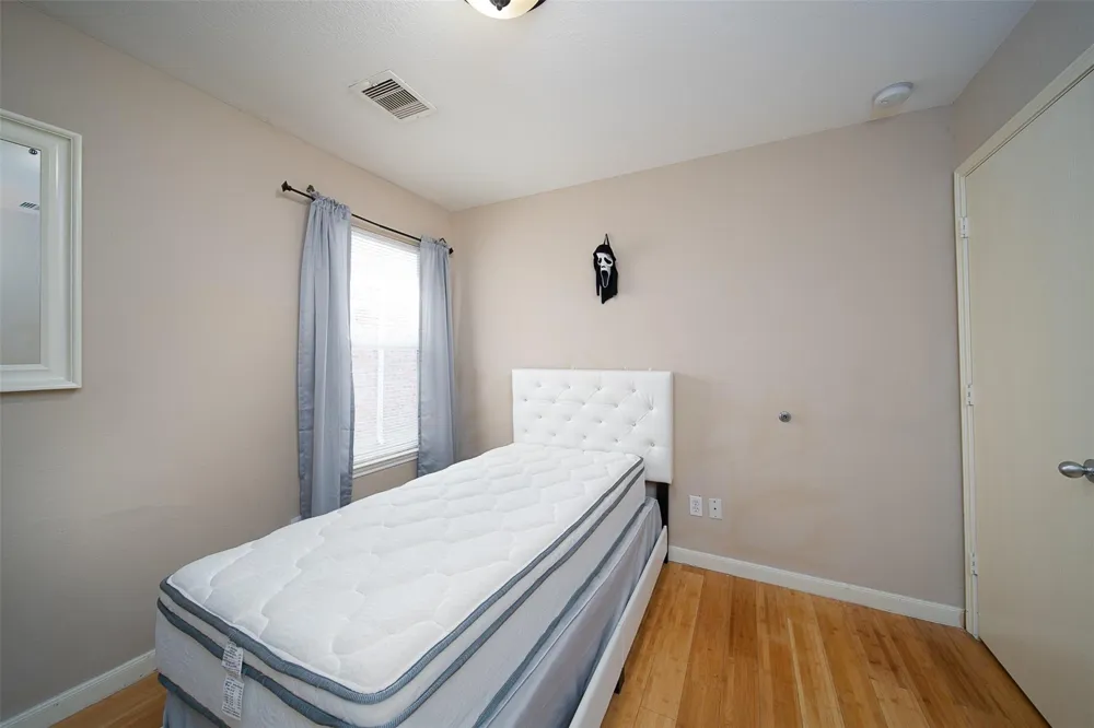 4211 Wayside Stream Lane Houston, TX 77048