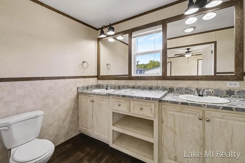 104 Gardens Boulevard NW Grand Rapids, MI 49534