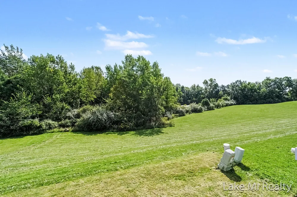 104 Gardens Boulevard NW Grand Rapids, MI 49534