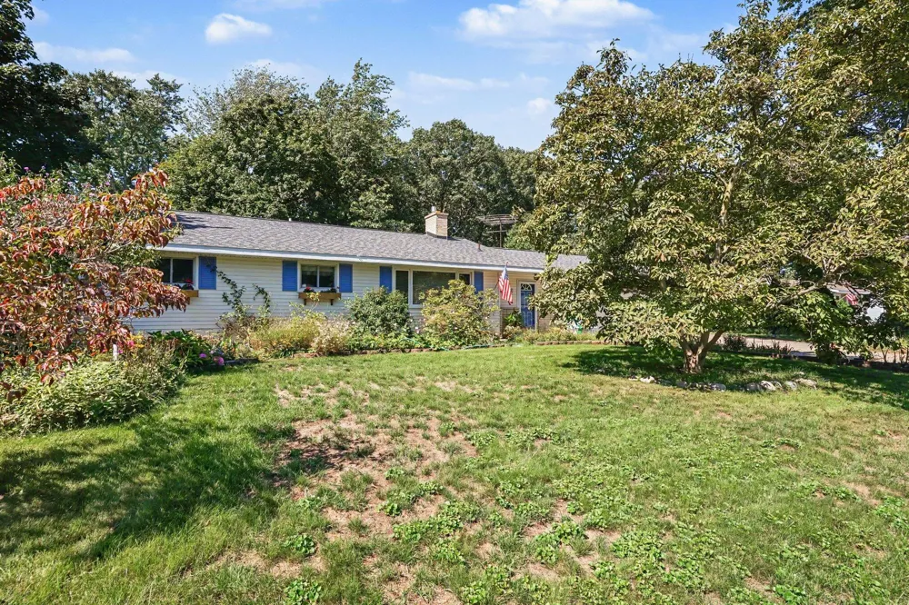 16261 Gierman Drive Spring Lake Township, MI 49456