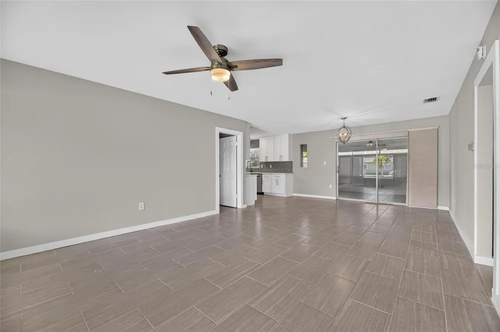 4511 S GAINES ROAD Tampa, FL 33611