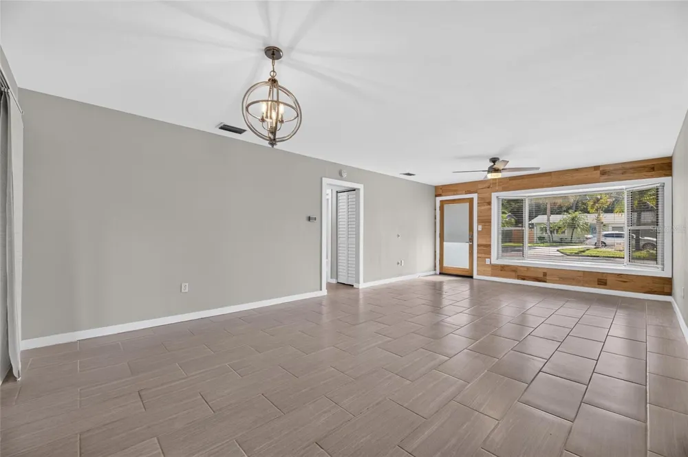 4511 S GAINES ROAD Tampa, FL 33611