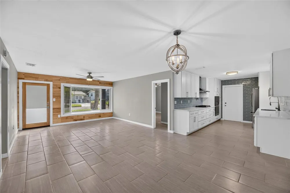 4511 S GAINES ROAD Tampa, FL 33611