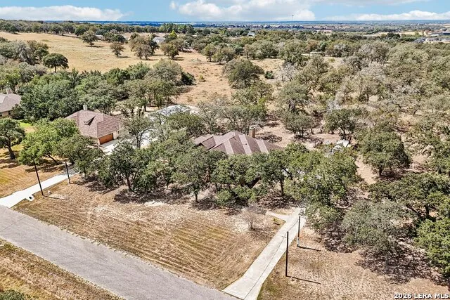 129 HIDDEN FOREST DR La Vernia, TX 78121