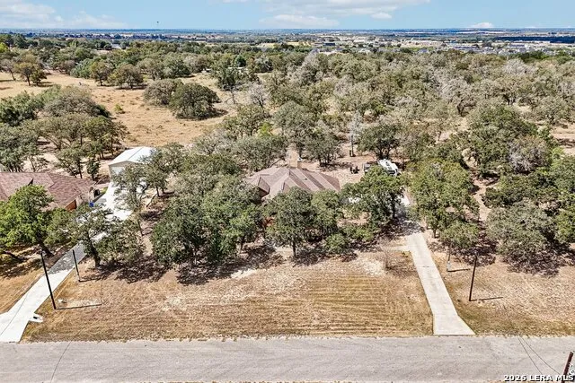 129 HIDDEN FOREST DR La Vernia, TX 78121