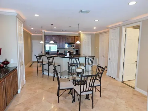 7039 Kingston Cove Lane Drive #205