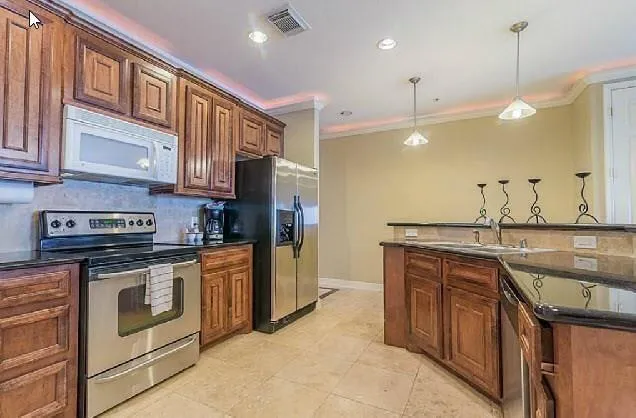 7039 Kingston Cove Lane Drive #205 Willis, TX 77318