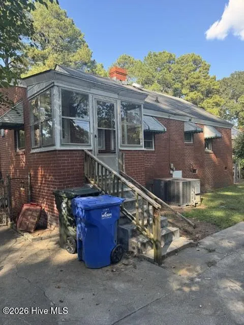 615 Fairfax Avenue NE Wilson, NC 27893