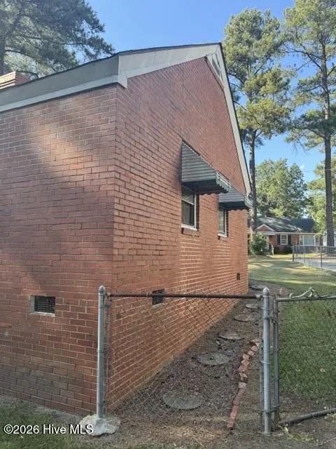 615 Fairfax Avenue NE Wilson, NC 27893