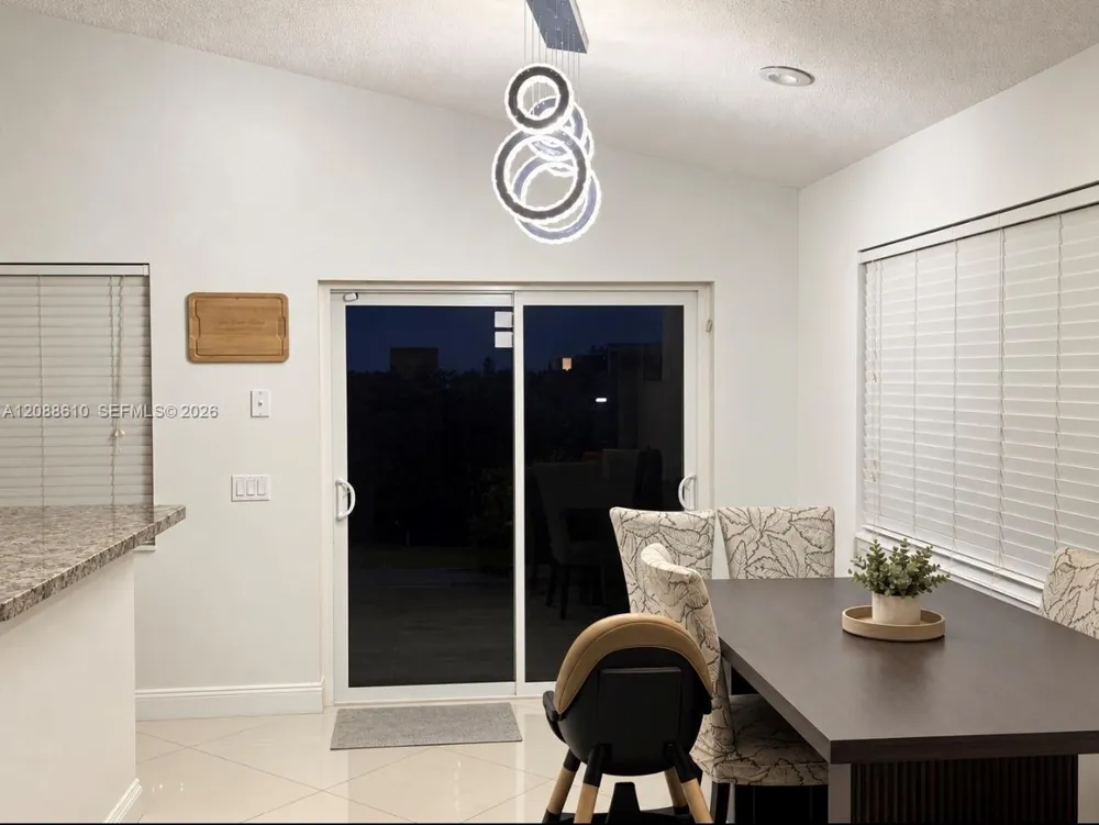 7384 Granada Way Margate, FL 33063