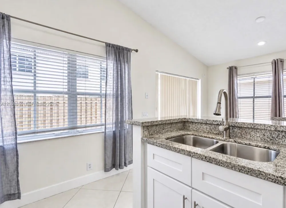 7384 Granada Way Margate, FL 33063