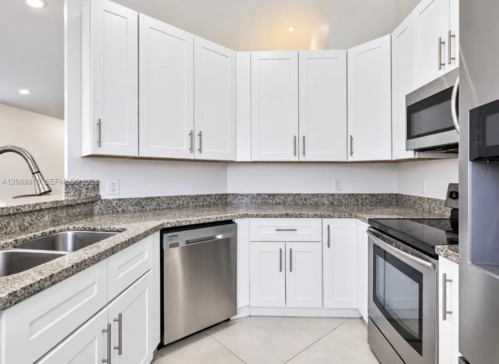 7384 Granada Way Margate, FL 33063