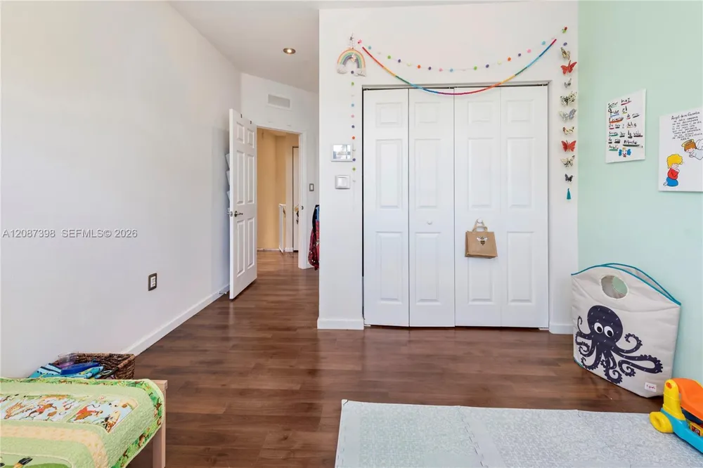 8800 NW 97th Ave #204 Doral, FL 33178