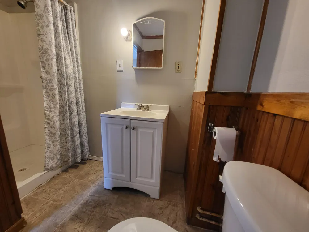 23 Ferrin Place Mount Clemens, MI 48043
