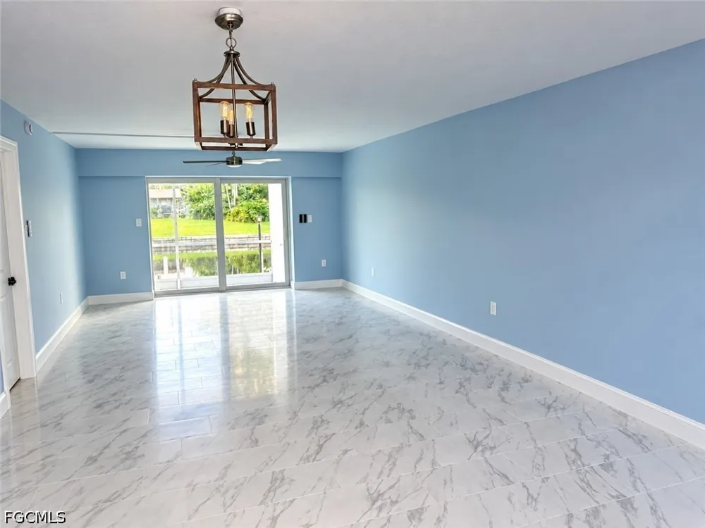 Victoria Drive #C7 Cape Coral, FL 33904