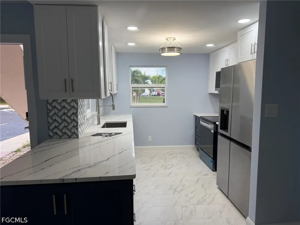 Victoria Drive #C7 Cape Coral, FL 33904