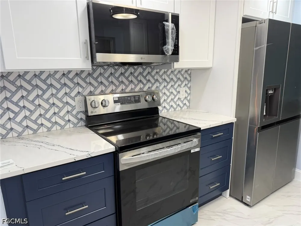 Victoria Drive #C7 Cape Coral, FL 33904