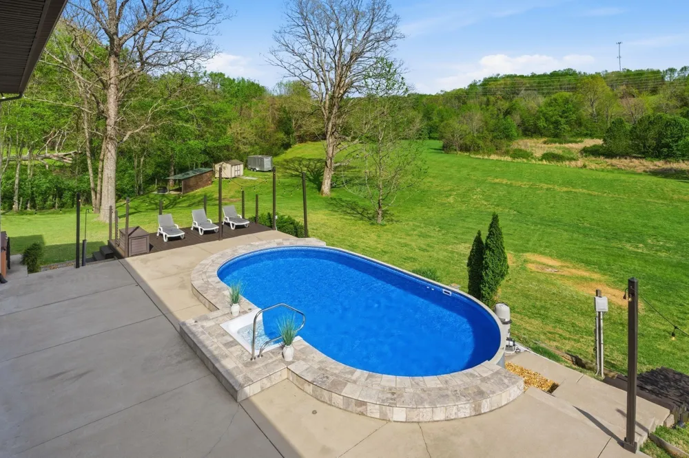 4896 Benders Ferry Rd Mount Juliet, TN 37122