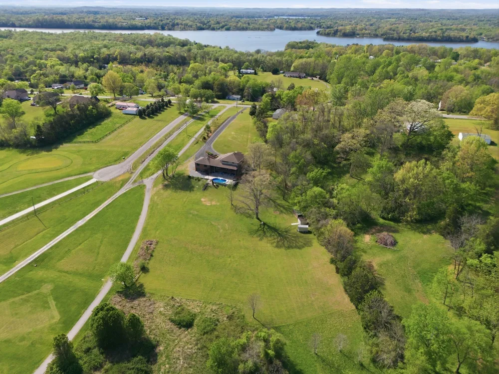 4896 Benders Ferry Rd Mount Juliet, TN 37122