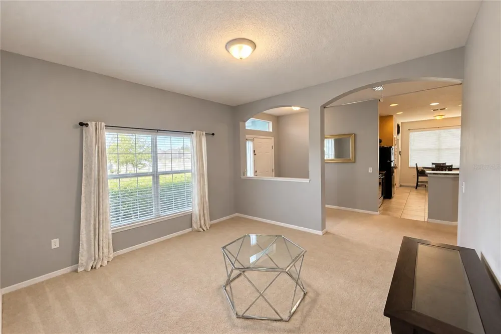 152 HIGHLAND MEADOW AVE Davenport, FL 33837