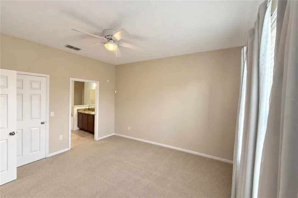 152 HIGHLAND MEADOW AVE Davenport, FL 33837