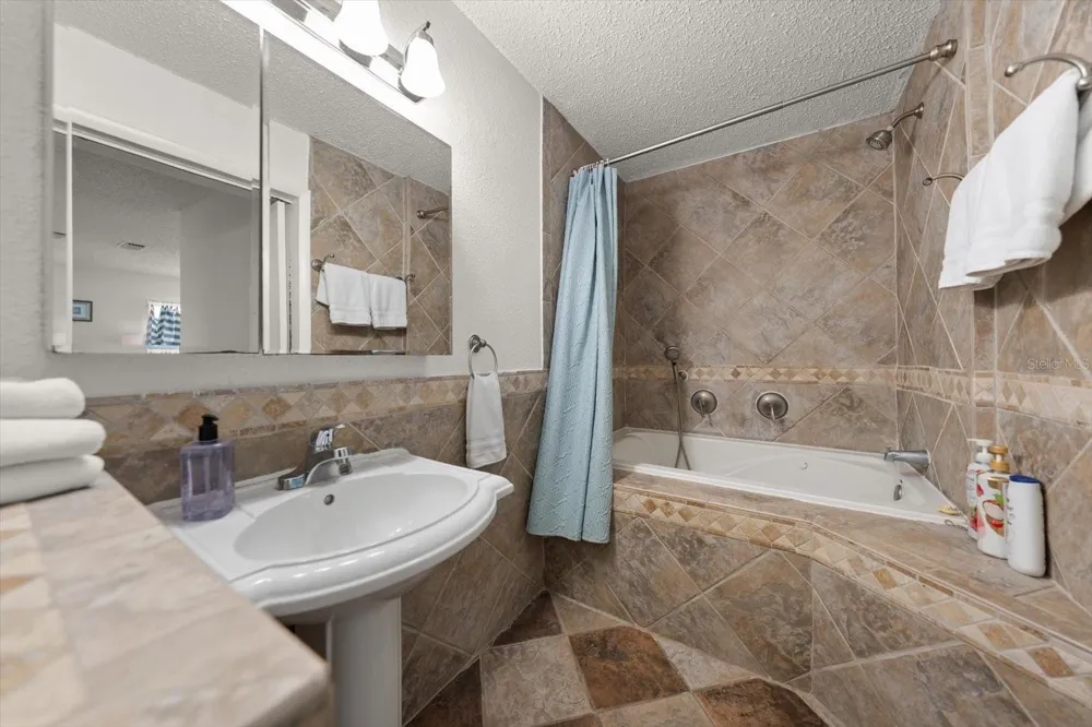1 MAPLEWOOD AVENUE Clearwater, FL 33765