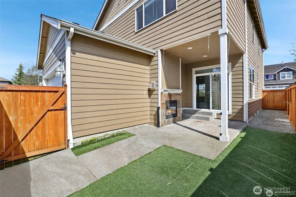 18404 97th Avenue Ct E Puyallup, WA 98375