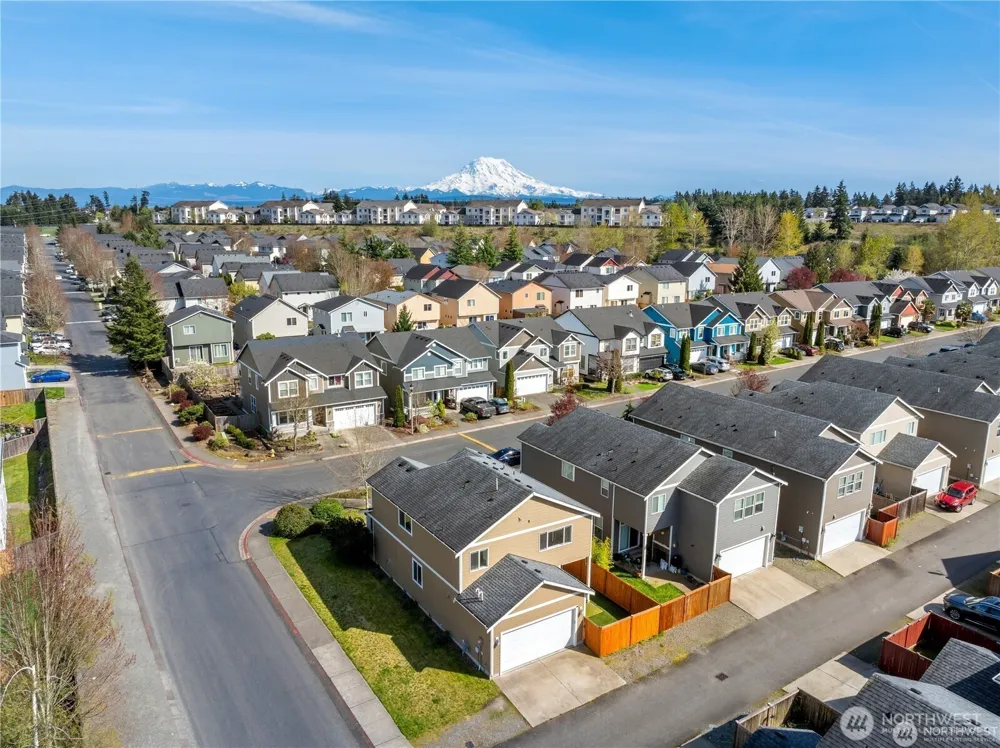 18404 97th Avenue Ct E Puyallup, WA 98375