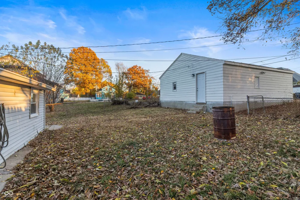 911 W 3rd Street Anderson, IN 46016