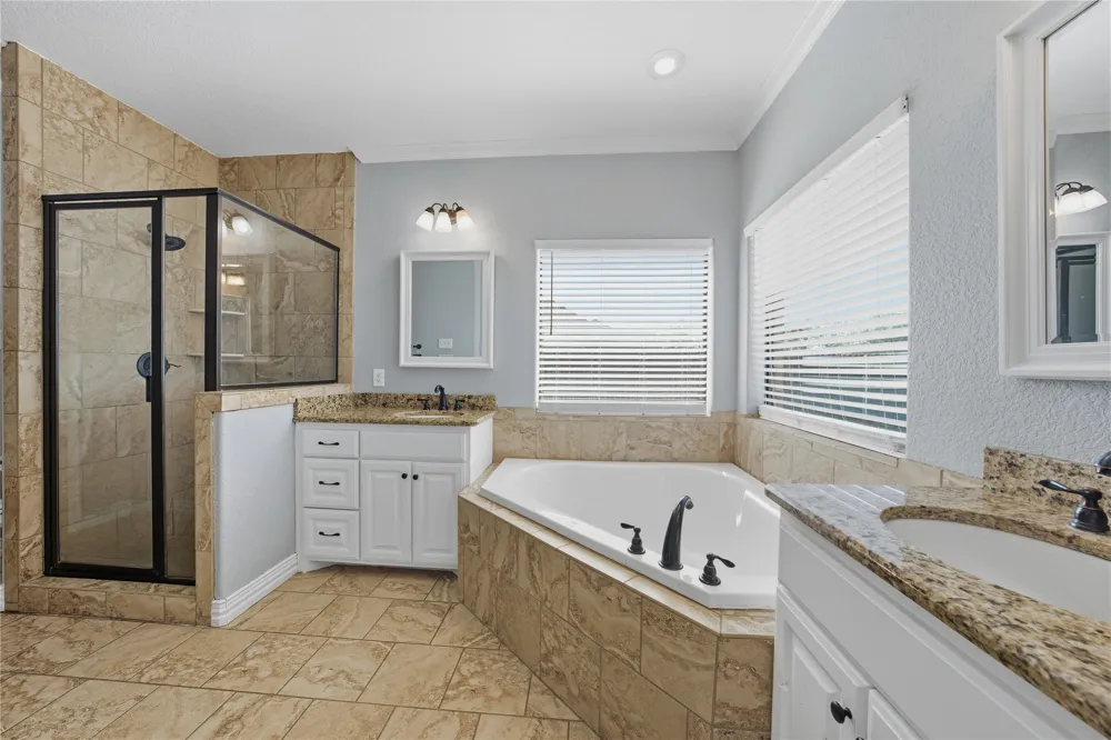 17821 FM 3080 Mabank, TX 75147
