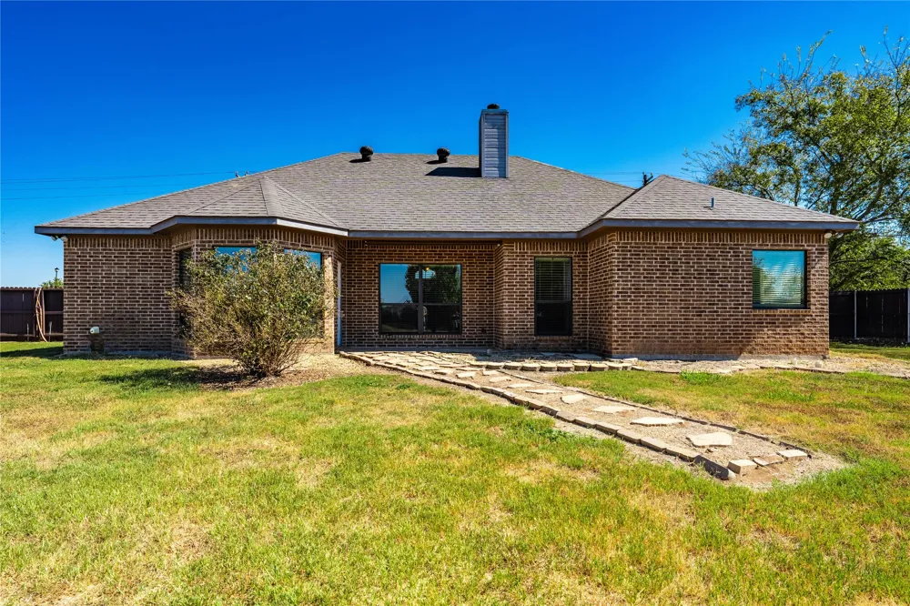 17821 FM 3080 Mabank, TX 75147