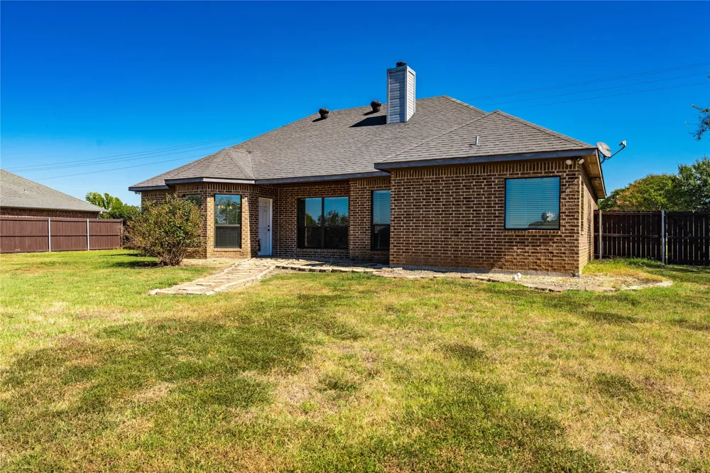 17821 FM 3080 Mabank, TX 75147