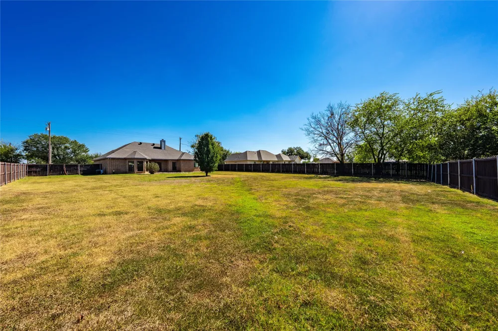 17821 FM 3080 Mabank, TX 75147