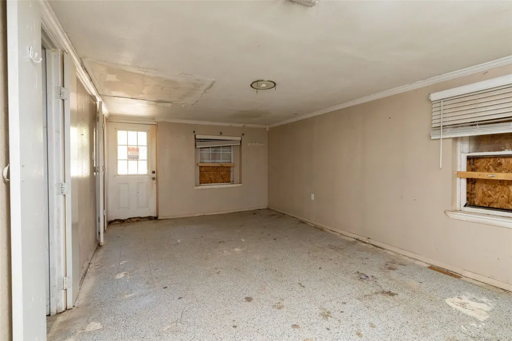 2232 S Belt Line Road Dallas, TX 75253