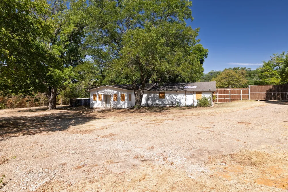 2232 S Belt Line Road Dallas, TX 75253