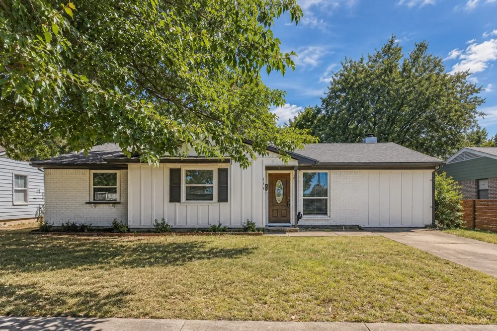 646 E Fairmeadows Drive Duncanville, TX 75116