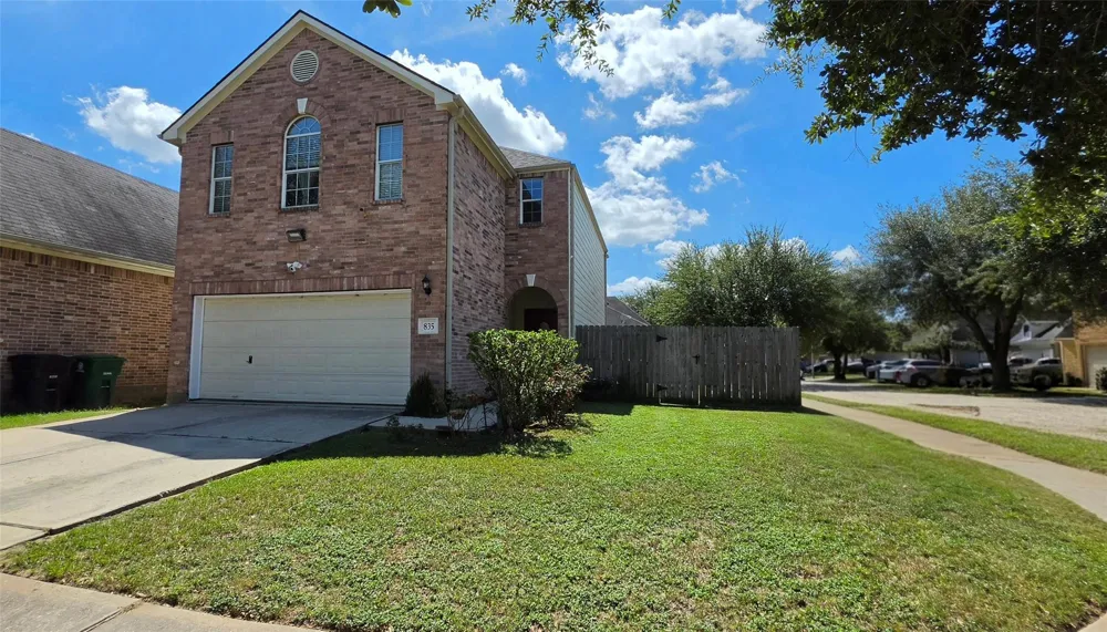 835 Forest Thicket Lane Houston, TX 77067