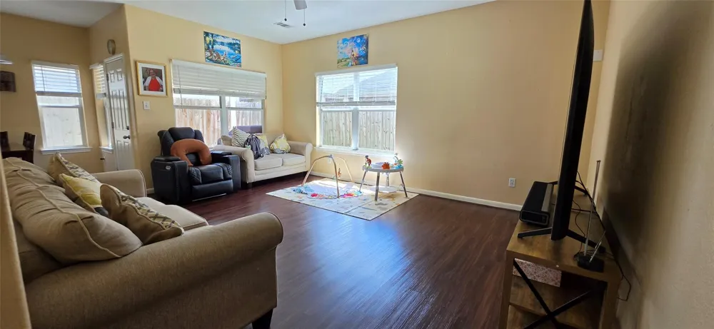 835 Forest Thicket Lane Houston, TX 77067