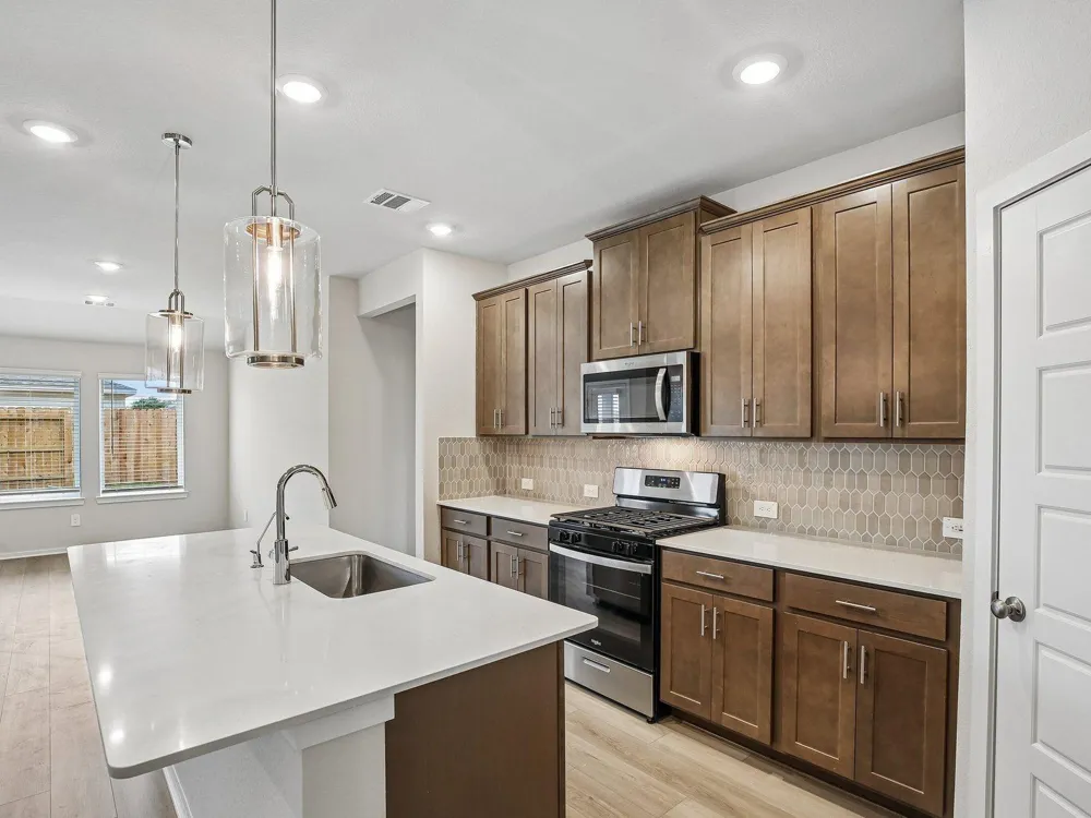 31104 Amalfi Cliff Drive Huffman, TX 77336