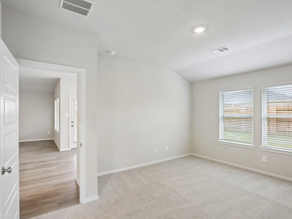 31104 Amalfi Cliff Drive Huffman, TX 77336