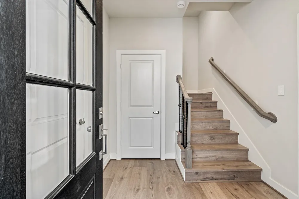 10619 Cascade Ledge Lane Houston, TX 77025