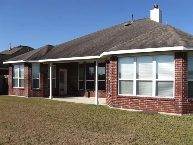 1402 Chandler Cove Pasadena, TX 77504